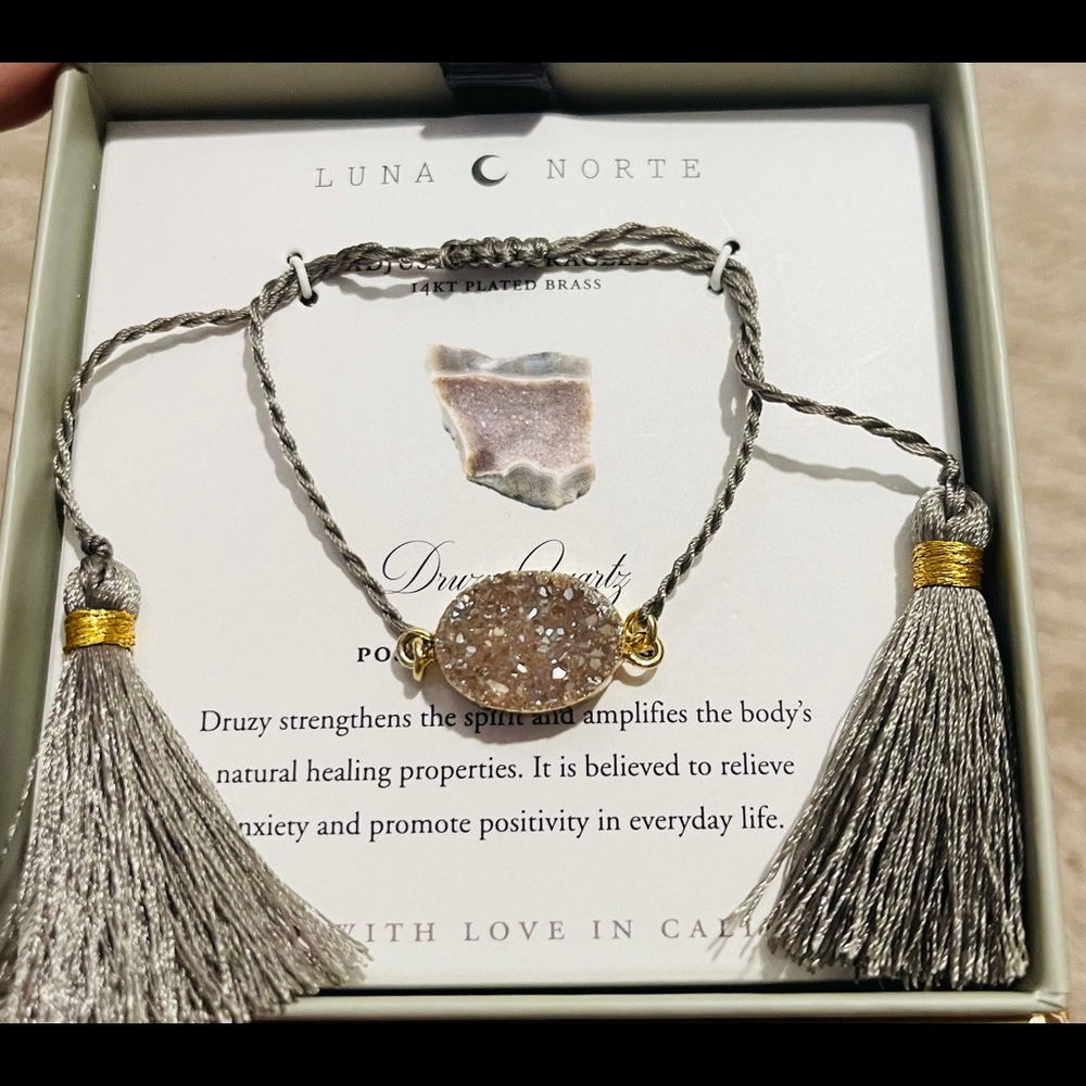 LUNA NORTE DRUZY QUARTZ STONE ADJUSTABLE BRACELET